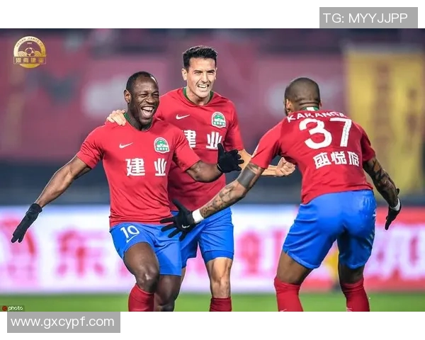 河南建业迎战石家庄永昌力争主场全取三分展现球队实力 河南建业迎战石家庄永昌力争主场全取三分展现球队实力