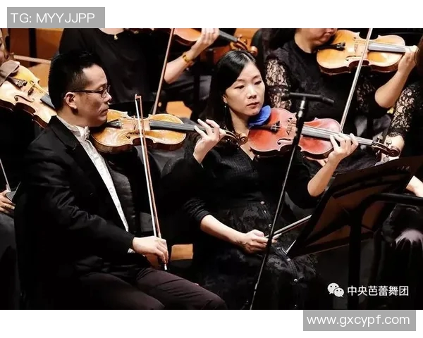 王岚的音乐旅程与人生哲学探索:从歌坛新星到文化传承者的成长之路 王岚的音乐旅程与人生哲学探索:从歌坛新星到文化传承者的成长之路